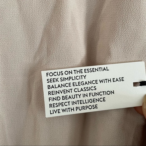 Azitzia Babaton Keagan Crepe Romper w/ Tie Waist -NWT Cream Size L - Picture 11 of 16